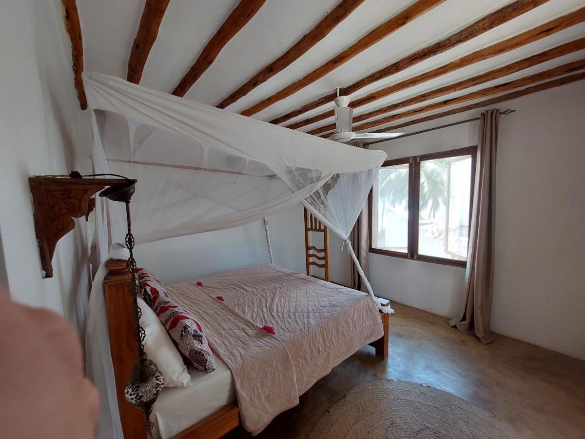 Moyo Top Floor Apartment Пвани-Мчангани Экстерьер фото